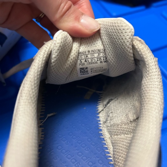 Adidas superstars girls 5 - Picture 2 of 3